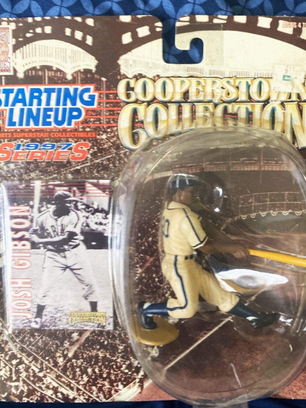 1997 Josh Gibson Starting Lineup Cooperstone Collection figurine